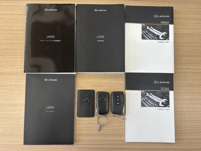 LX LX570 ユーザー買取/禁煙/サンルーフ/マークレビンソン/360度カメラ/プリクラッシュ/レーンキープ/黒革電動シート/LEDヘッド/パワーバック/Bluetooth/シートヒーター&クーラー/ETC2.0(2枚目)