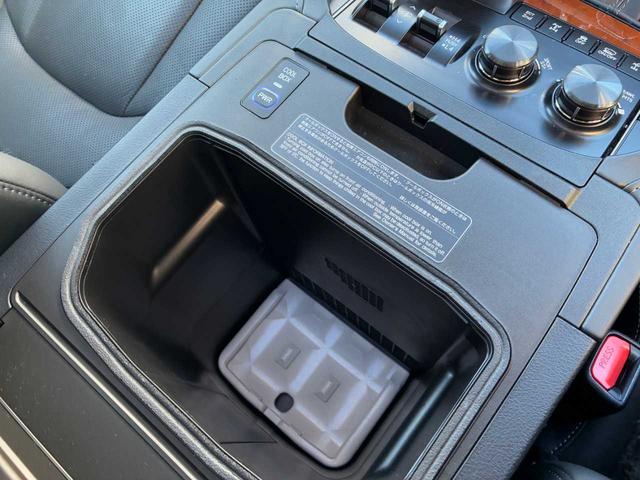 LX LX570 ユーザー買取/禁煙/サンルーフ/マークレビンソン/360度カメラ/プリクラッシュ/レーンキープ/黒革電動シート/LEDヘッド/パワーバック/Bluetooth/シートヒーター&クーラー/ETC2.0(20枚目)