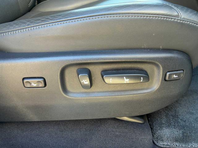 LX LX570 ユーザー買取/禁煙/サンルーフ/マークレビンソン/360度カメラ/プリクラッシュ/レーンキープ/黒革電動シート/LEDヘッド/パワーバック/Bluetooth/シートヒーター&クーラー/ETC2.0(28枚目)