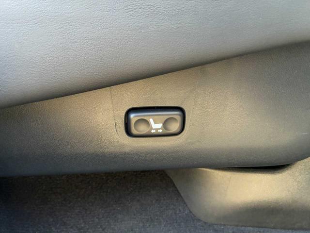 LX LX570 ユーザー買取/禁煙/サンルーフ/マークレビンソン/360度カメラ/プリクラッシュ/レーンキープ/黒革電動シート/LEDヘッド/パワーバック/Bluetooth/シートヒーター&クーラー/ETC2.0(34枚目)