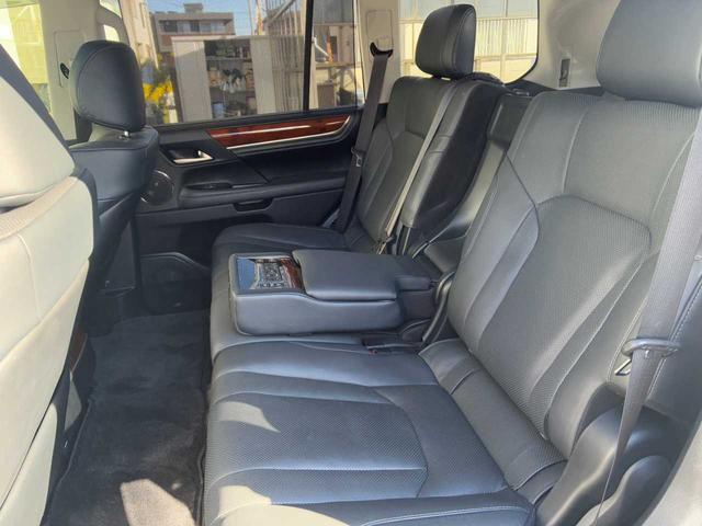 LX LX570 ユーザー買取/禁煙/サンルーフ/マークレビンソン/360度カメラ/プリクラッシュ/レーンキープ/黒革電動シート/LEDヘッド/パワーバック/Bluetooth/シートヒーター&クーラー/ETC2.0(42枚目)