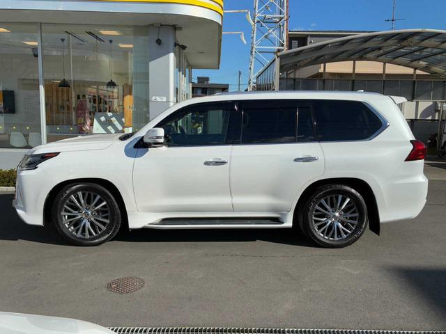 LX LX570 ユーザー買取/禁煙/サンルーフ/マークレビンソン/360度カメラ/プリクラッシュ/レーンキープ/黒革電動シート/LEDヘッド/パワーバック/Bluetooth/シートヒーター&クーラー/ETC2.0(62枚目)