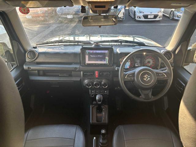 ジムニーシエラ JC 1オナ&禁煙/ユーザー買取/F・Sガーニッシュ/純正ナビ/バックカメラ/衝突軽減/クルーズコントロール/車線逸脱警報/フルセグTV/純正16インチアルミ/ETC2.0/オートライト/Bluetooth(3枚目)