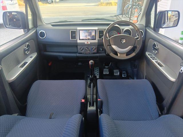 ワゴンＲ ＦＸ　マニュアル／４ＷＤ／ＳＵＺＵＫＩスポーツフルエアロ／キーレス／ＥＴＣ／ナビＴＶ／メッキ電動格納ミラー／フォグ／シートヒーター／アルミペダル／社外シフトノブ／社外アルミ／ドアバイザー／リアフィルム（17枚目）