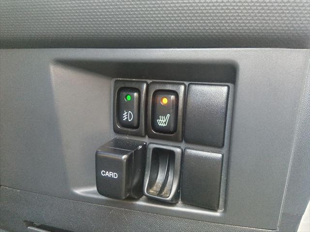 ワゴンＲ ＦＸ　マニュアル／４ＷＤ／ＳＵＺＵＫＩスポーツフルエアロ／キーレス／ＥＴＣ／ナビＴＶ／メッキ電動格納ミラー／フォグ／シートヒーター／アルミペダル／社外シフトノブ／社外アルミ／ドアバイザー／リアフィルム（44枚目）