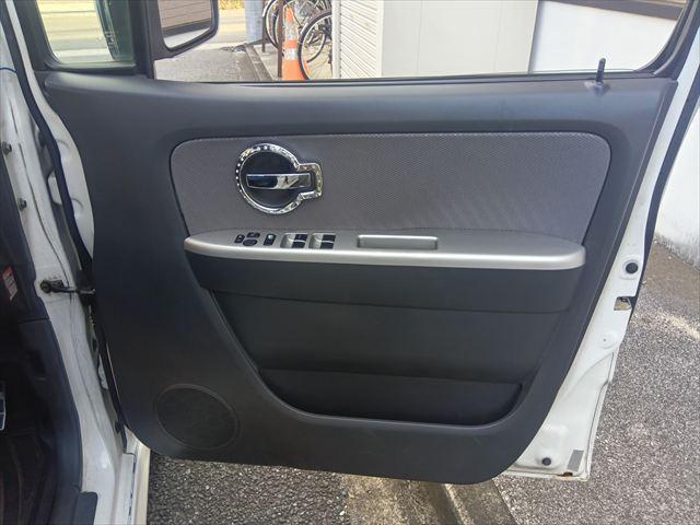 ワゴンＲ ＦＸ　マニュアル／４ＷＤ／ＳＵＺＵＫＩスポーツフルエアロ／キーレス／ＥＴＣ／ナビＴＶ／メッキ電動格納ミラー／フォグ／シートヒーター／アルミペダル／社外シフトノブ／社外アルミ／ドアバイザー／リアフィルム（46枚目）