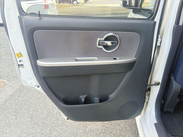 ワゴンＲ ＦＸ　マニュアル／４ＷＤ／ＳＵＺＵＫＩスポーツフルエアロ／キーレス／ＥＴＣ／ナビＴＶ／メッキ電動格納ミラー／フォグ／シートヒーター／アルミペダル／社外シフトノブ／社外アルミ／ドアバイザー／リアフィルム（49枚目）