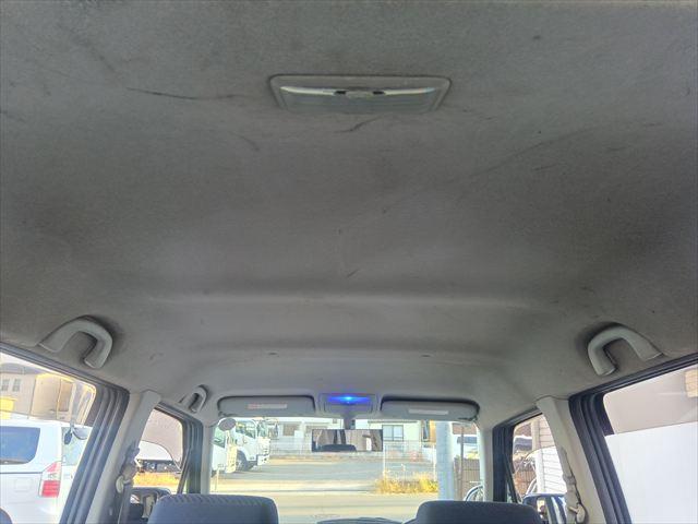 ワゴンＲ ＦＸ　マニュアル／４ＷＤ／ＳＵＺＵＫＩスポーツフルエアロ／キーレス／ＥＴＣ／ナビＴＶ／メッキ電動格納ミラー／フォグ／シートヒーター／アルミペダル／社外シフトノブ／社外アルミ／ドアバイザー／リアフィルム（50枚目）