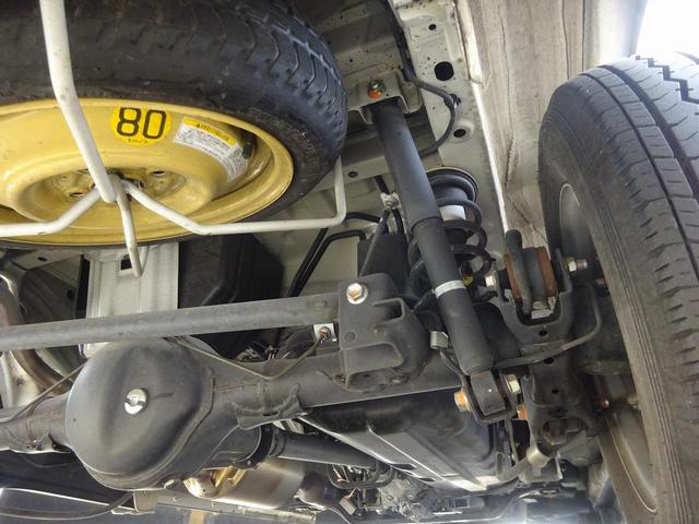 ＮＶ１００クリッパーバン 特別仕様車ＤＸ－ＧＬエマージェンシーブレーキパッケージ　衝突軽減装置　アーリ―バス　タイプ２仕様　ナビ　Ｂｌｕｅｔｏｏｔｈオーディオ・ハンズフリー　フルセグＴＶ　４ナンバー　キーレス　ＡＢＳ　Ｗエアバッグ　両側スライドドア　ハイルーフ（28枚目）