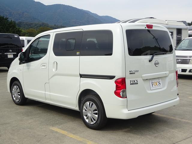 ＮＶ２００バネットワゴン ＦＯＣＳ　ルソ　キャンピングカー　バンコン　新車　アイドリングストップ　オートライト　電動格納ドアミラー　スマートキー　Ｂカメラ　フリップダウンモニター　サブバッテリー　走行・外部充電　外部電源（１００Ｖ）（53枚目）