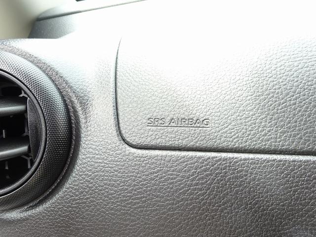 ＮＶ２００バネットワゴン キャンピングカー　ナッツＲＶ　キャネル　バンコン　ＤＣ冷蔵庫　べバスト製ＦＦヒーター　ツインサブ　走行充電（Ｃ－ＴＥＫ）　外部充電　インバーター４００Ｗ　サイクルキャリア　ＡＣコンセント４口　ＤＣソケット３口　ポップアップルーフ（19枚目）