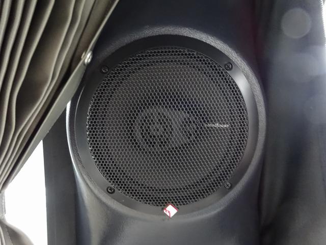 ハイエースバン キャンピングカー ケイワークス オーロラスタークルーズSL バンコン シンク エバスペヒャー製FFヒーター シングルサブ 1500Wインバーター フレキシブルソーラー サイドオーニング 電子レンジ 給排水19L フリップダウンモニター ポップアップ TSS(23枚目)