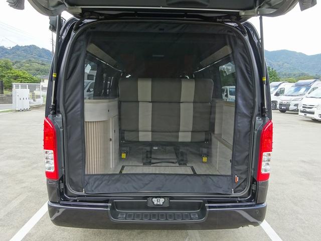 ハイエースバン キャンピングカー ケイワークス オーロラスタークルーズSL バンコン シンク エバスペヒャー製FFヒーター シングルサブ 1500Wインバーター フレキシブルソーラー サイドオーニング 電子レンジ 給排水19L フリップダウンモニター ポップアップ TSS(32枚目)