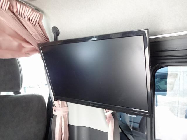 ハイエースワゴン キャンピングカー リンエイ バカンチェスプライベート バンコン シンク DC冷蔵庫 べバストFFヒーター ツインサブバッテリー 走行充電 インバーター2000W ソーラーパネル 電子レンジ 走行時リアクーラー・リアヒーター 給排水タンク 液晶テレビ(11枚目)