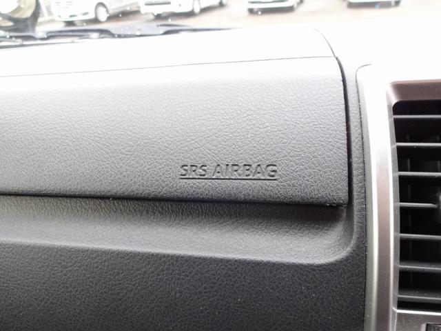 ハイエースワゴン キャンピングカー リンエイ バカンチェスプライベート バンコン シンク DC冷蔵庫 べバストFFヒーター ツインサブバッテリー 走行充電 インバーター2000W ソーラーパネル 電子レンジ 走行時リアクーラー・リアヒーター 給排水タンク 液晶テレビ(62枚目)