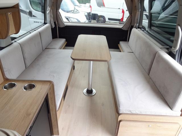 ハイエースワゴン キャンピングカー FOCS FIKA オーダー受付中 バンコン シンク コンロ シングルサブ べバストFFヒーター クールスター 強化バッテリーセット パノラミックビュー デジタルインナーミラー フリップダウンモニター LEDヘッドライト 専用コンソール(13枚目)