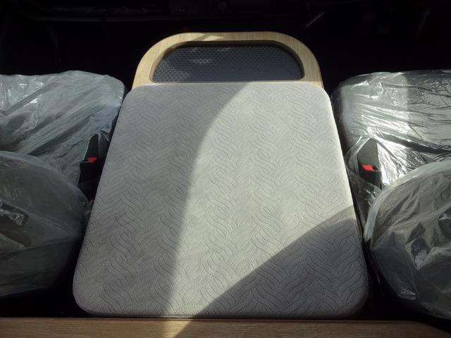 ハイエースワゴン キャンピングカー FOCS FIKA オーダー受付中 バンコン シンク コンロ シングルサブ べバストFFヒーター クールスター 強化バッテリーセット パノラミックビュー デジタルインナーミラー フリップダウンモニター LEDヘッドライト 専用コンソール(73枚目)