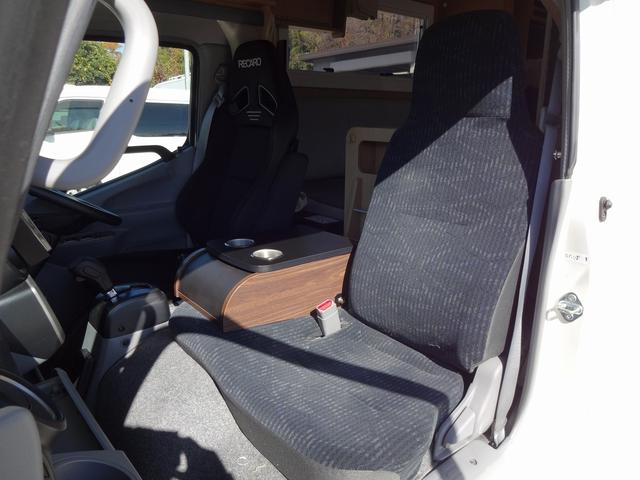 カムロード キャンピングカー バンテック コルドリーブス キャブコン シンク コンロ DC冷蔵庫 べバスト製FFヒーター リチウム500Ah 内部電源 外部充電 インバーター1500W フレキシブルソーラー4枚 家庭用エアコン 液晶テレビ マックスファン(46枚目)