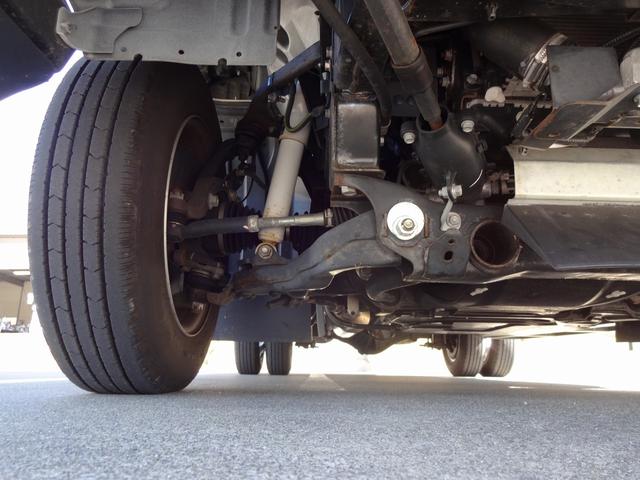 カムロード キャンピングカー バンテック コルドリーブス キャブコン シンク コンロ DC冷蔵庫 べバスト製FFヒーター リチウム500Ah 内部電源 外部充電 インバーター1500W フレキシブルソーラー4枚 家庭用エアコン 液晶テレビ マックスファン(72枚目)