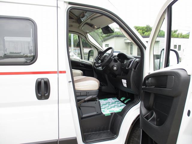 デュカト キャンピングカー　ローラーチーム　リビングストーンＫ２　バンコン　シンク　コンロ　ＤＣ冷蔵庫　トルマ燃料式ＦＦヒーター＆温水ボイラー　カセットトイレ　シャワー　ＤＣエアコン　バックカメラ　電動ステップ　レミスシェード　クルーズコントロール（48枚目）