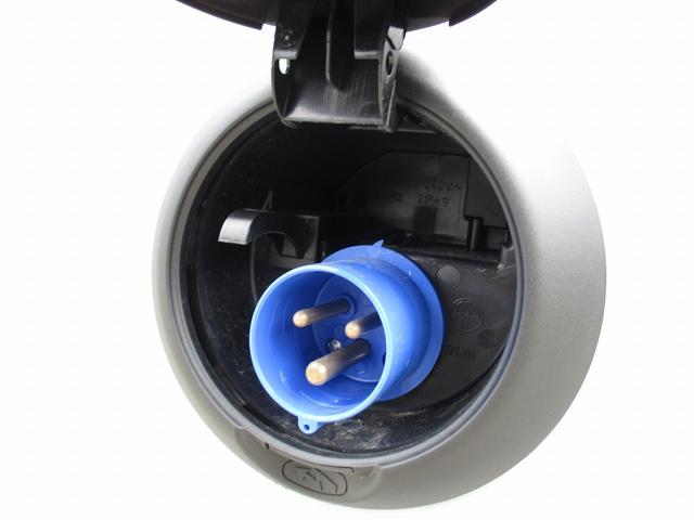 デュカト キャンピングカー　ローラーチーム　リビングストーンＫ２　バンコン　シンク　コンロ　ＤＣ冷蔵庫　トルマ燃料式ＦＦヒーター＆温水ボイラー　カセットトイレ　シャワー　ＤＣエアコン　バックカメラ　電動ステップ　レミスシェード　クルーズコントロール（73枚目）