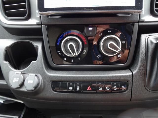 デュカト キャンピングカー　ローラーチーム　リビングストーンＫ２　バンコン　シンク　コンロ　ＤＣ冷蔵庫　トルマ燃料式ＦＦヒーター＆温水ボイラー　カセットトイレ　シャワー　ＤＣエアコン　バックカメラ　電動ステップ　レミスシェード　クルーズコントロール（79枚目）