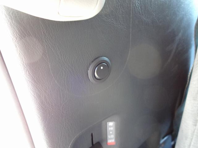 当社規定の研修を受けた専任スタッフが御対応　　様々なキャンピングカーを御提案致します　架装部整備士常駐店　全国配送・ご納車可能！　お任せください！実績多数！！