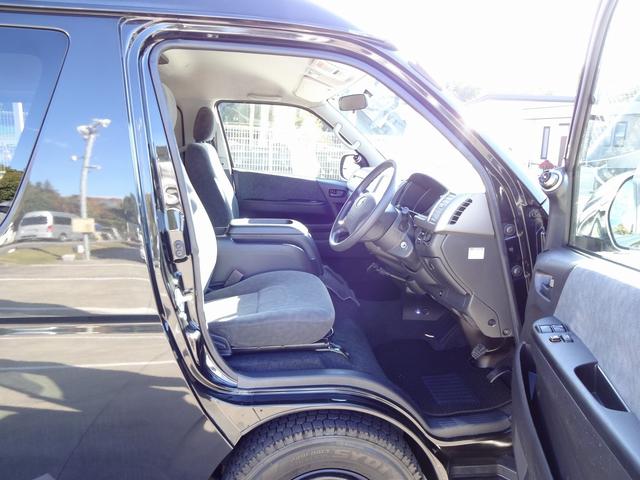 フジカーズジャパン厚木店では、キャンピングカー常時１００台から展示中☆　新車・輸入車・中古車、バンコン・バスコン・キャブコン・トレーラー・軽キャンなどなど！！