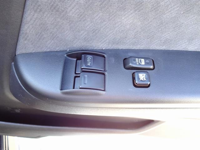 もちろん修復の有無、修復箇所なども公正に表示しています。ご不明な点はお気軽にスタッフまでご質問ください。丁寧にご説明させていただきます。