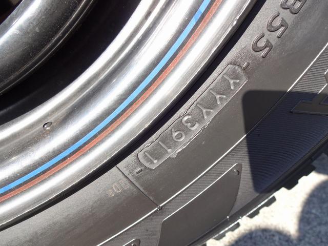 独自ルートの買取事業部を中心に、国産、　インポートカーディーラー、全国に点在する業者オークションから、仕入れスタッフが現車を徹底的に検証し、厳選した仕入れをおこなっております。