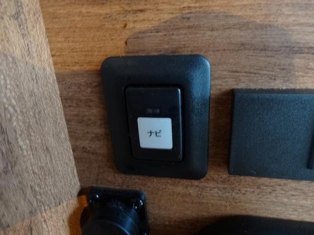 ハイエースワゴン キャンピングカー　ＦＯＣＳ　ＤＳ－Ｆ　バンコン　シンク　ＤＣ冷蔵庫　べバスト製ＦＦヒーター　シングルサブバッテリー　走行充電　外部充電　外部電源　内部電源　電子レンジ　走行時リアクーラー・リアヒーター　給排水タンク１０Ｌ　マックスファン（26枚目）