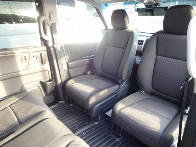 フリード＋ キャンピングカー　ホワイトハウス　フリースタイル　バンコン　エバスペヒャー製ＦＦヒーター　シングルサブバッテリー　走行充電　外部電源　外部充電　ホンダセンシング　リア両側パワースライドドア　フロントシートシートヒーター　ポップアップルーフ（5枚目）