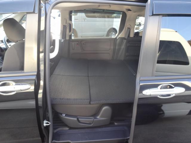 フリード＋ キャンピングカー　ホワイトハウス　フリースタイル　バンコン　エバスペヒャー製ＦＦヒーター　シングルサブバッテリー　走行充電　外部電源　外部充電　ホンダセンシング　リア両側パワースライドドア　フロントシートシートヒーター　ポップアップルーフ（10枚目）