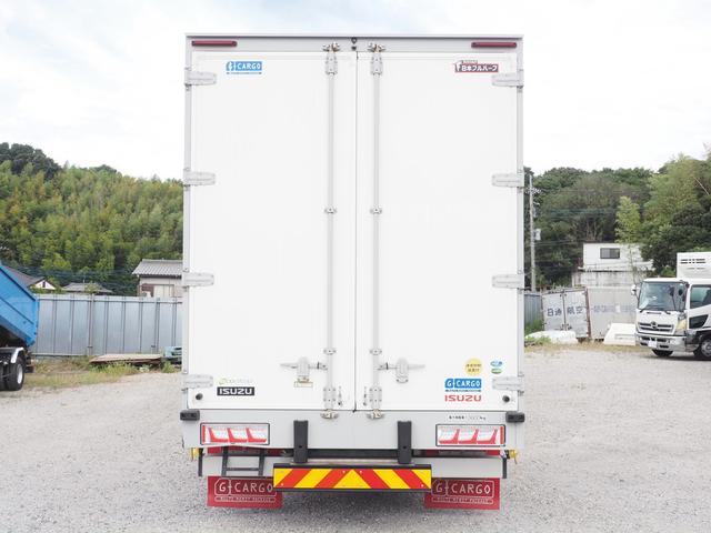 ギガ ハイルーフ 積載13.6トン 4軸低床 アルミウィング(7枚目)