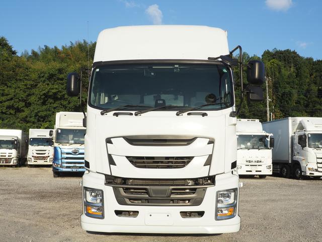 ギガ 　ハイルーフ　積載１３．６トン　４軸低床　アルミウィング（8枚目）