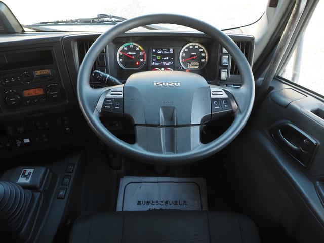 ギガ 　ハイルーフ　積載１３．６トン　４軸低床　アルミウィング（19枚目）