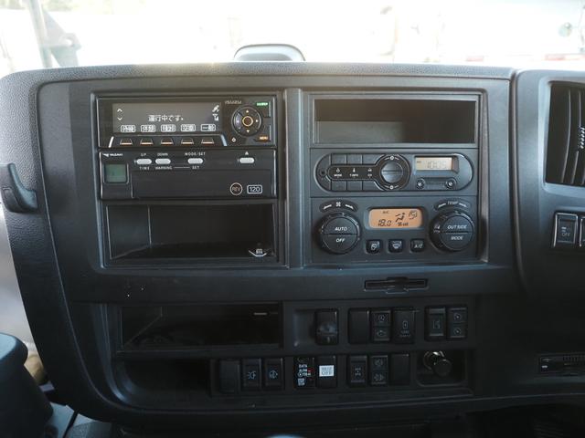 ギガ 　ハイルーフ　積載１３．６トン　４軸低床　アルミウィング（24枚目）