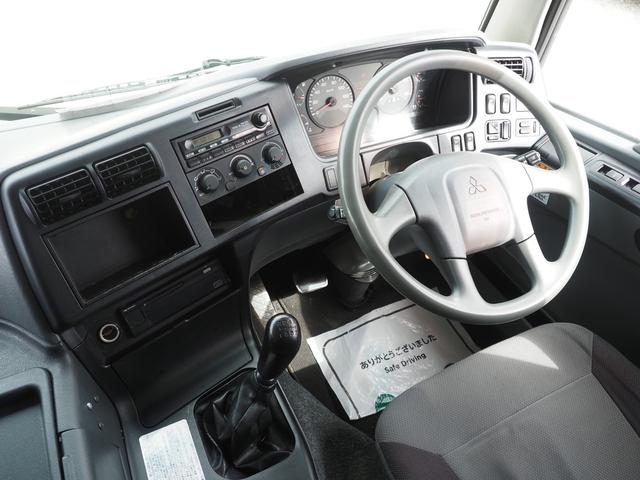 スーパーグレート 　７速マニュアル　積載１３．７トン　４軸低床　パネルウィング（17枚目）