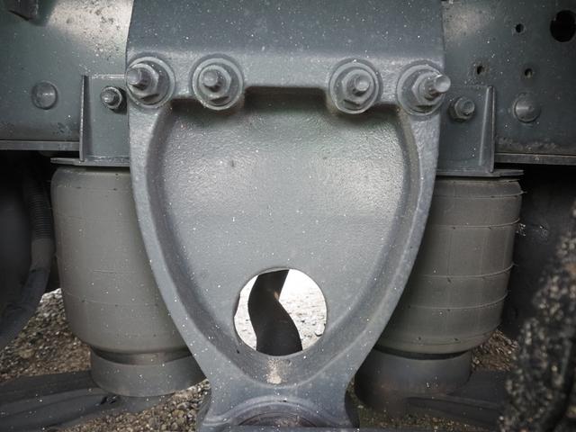 プロフィア 　サブエンジン付　ジョロダー４列　キーストン　サイド観音扉　矢野特殊ボデー　アルミホイール　４軸　冷凍バン車　菱重製冷凍機（22枚目）