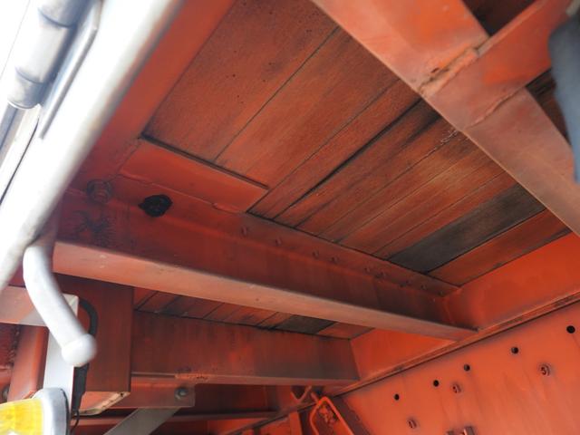 ギガ 7速マニュアル スタンション付 丸環フック アルミブロック アルミホイール 4軸平ボディ(25枚目)