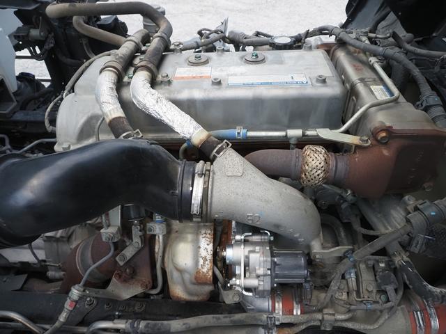 ヒノレンジャー 車検付 融雪仕様 7200ボデー 格納ゲート付 エアサス 積載6.4トン ハイルーフ ベッド付 フルワイド(5枚目)