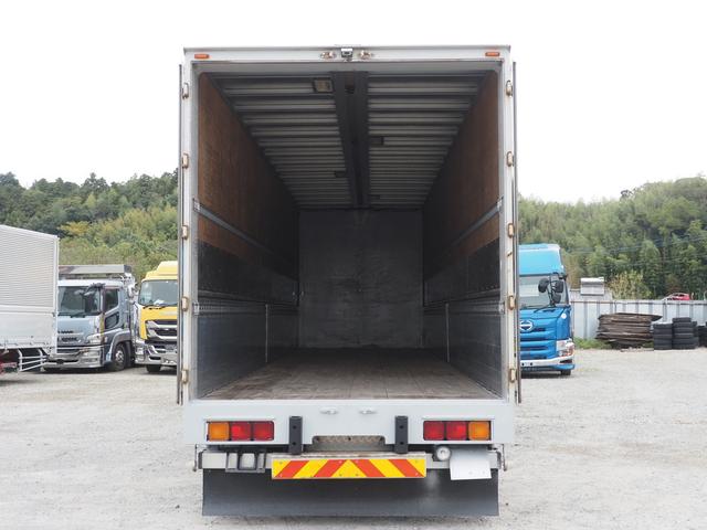 プロフィア 　積載１３．４トン　４軸低床　アルミウイング（10枚目）