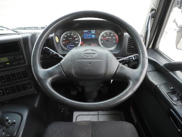 プロフィア 　積載１３．４トン　４軸低床　アルミウイング（20枚目）