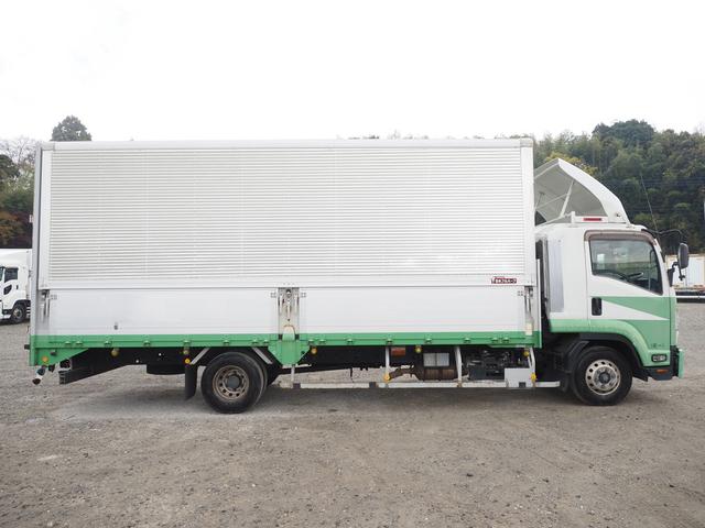 フォワード 　フルワイド　ベッド付　アルミウイング車（10枚目）