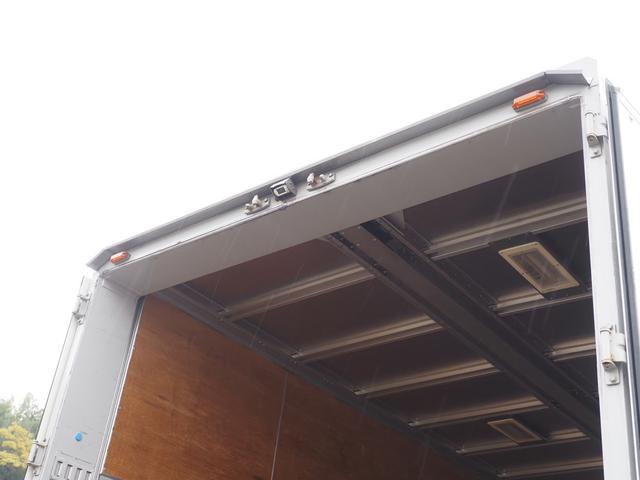 フォワード 　フルワイド　ベッド付　アルミウイング車（13枚目）
