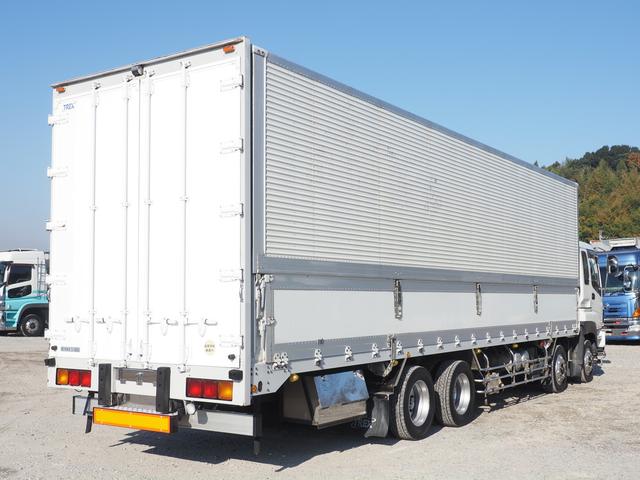 ギガ 　低温設定　７速マニュアル　ジョロダー４列　４軸低床　冷凍ウィング（2枚目）