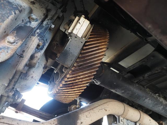 ギガ 　低温設定　７速マニュアル　ジョロダー４列　４軸低床　冷凍ウィング（29枚目）