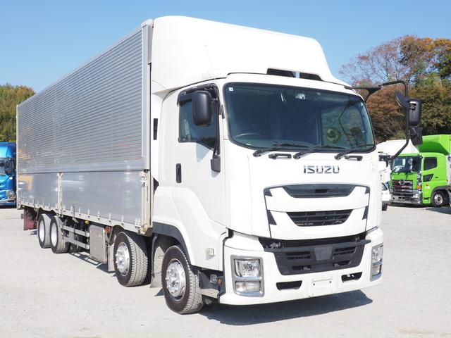 ギガ 　７速マニュアル　積載１３．６トン　４軸低床　アルミウィング（5枚目）