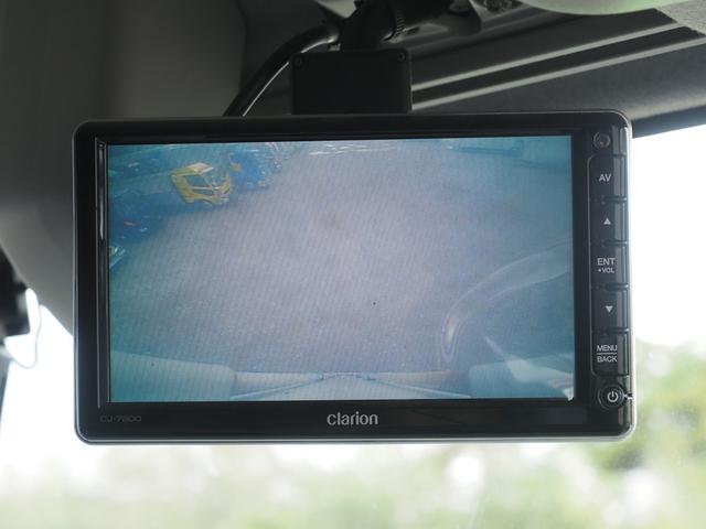 ギガ 　７速マニュアル　積載１３．６トン　４軸低床　アルミウィング（15枚目）