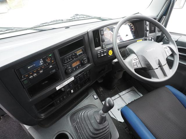 ギガ 　車検付　格納パワーゲート　７速マニュアル　アルミウイング車（25枚目）